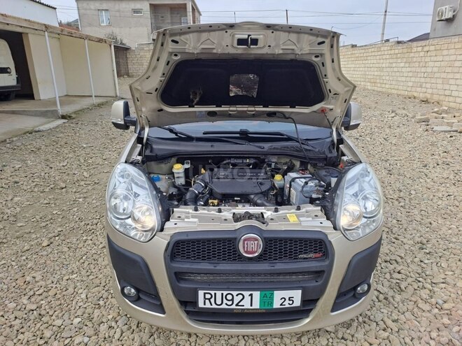 Fiat Doblo 2011, 262,045 km - 1.3 л - Bakı