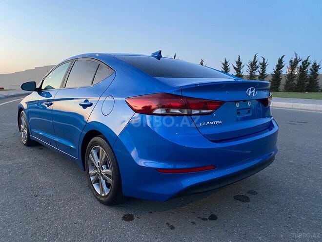 Hyundai Elantra 2017, 105,200 km - 2.0 l - Bakı