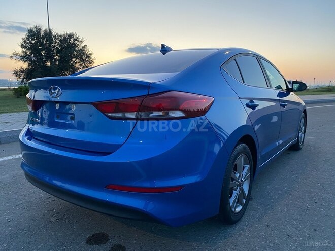 Hyundai Elantra 2017, 105,200 km - 2.0 l - Bakı