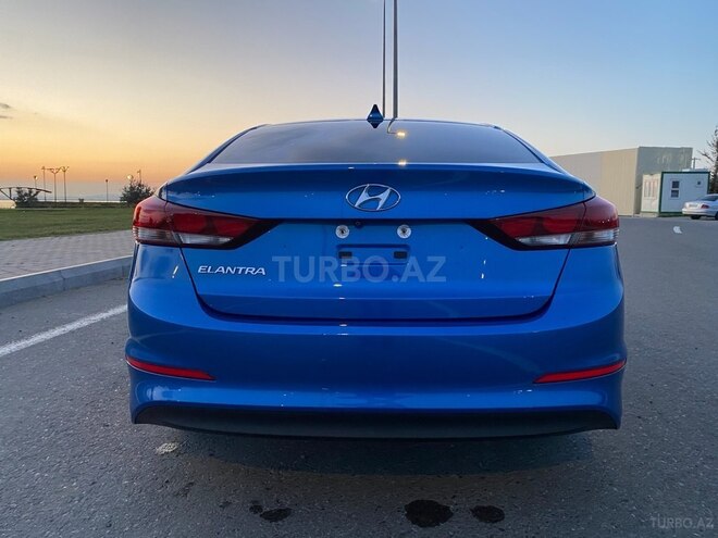 Hyundai Elantra 2017, 105,200 km - 2.0 l - Bakı