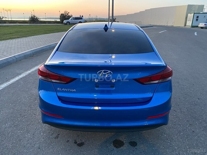 Hyundai Elantra 2017, 105,200 km - 2.0 l - Bakı