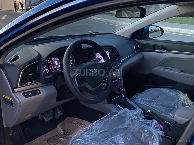 Hyundai Elantra 2017, 105,200 km - 2.0 l - Bakı