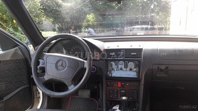 Mercedes C 220 1995, 278,356 km - 2.2 l - Bakı