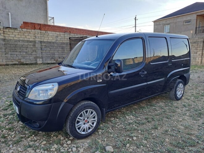 Fiat Doblo 2009, 219,682 km - 1.3 l - Bakı