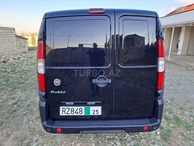 Fiat Doblo 2009, 219,682 km - 1.3 l - Bakı