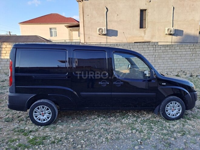Fiat Doblo 2009, 219,682 km - 1.3 l - Bakı