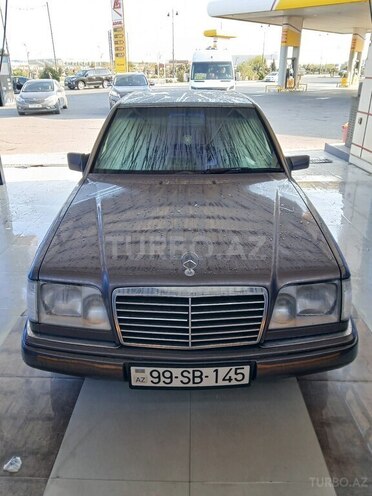 Mercedes E 200 1994, 380,000 km - 2.0 l - Bakı