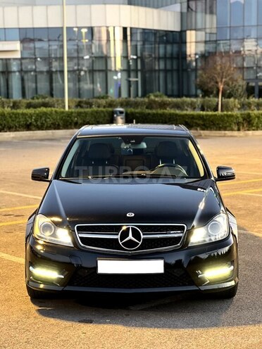 Mercedes C 250 2011, 172,000 km - 1.8 л - Şəki