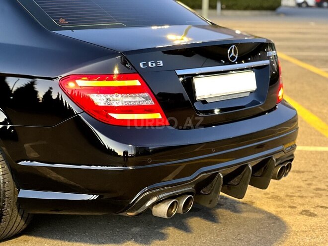 Mercedes C 250 2011, 172,000 km - 1.8 л - Şəki