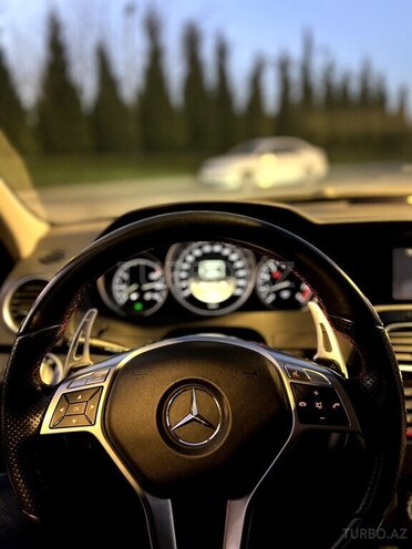 Mercedes C 250 2011, 172,000 km - 1.8 л - Şəki