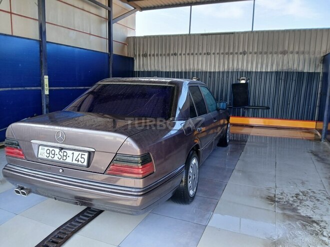 Mercedes E 200 1994, 380,000 km - 2.0 l - Bakı