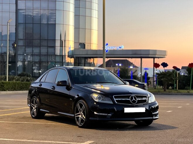 Mercedes C 250 2011, 172,000 km - 1.8 л - Şəki