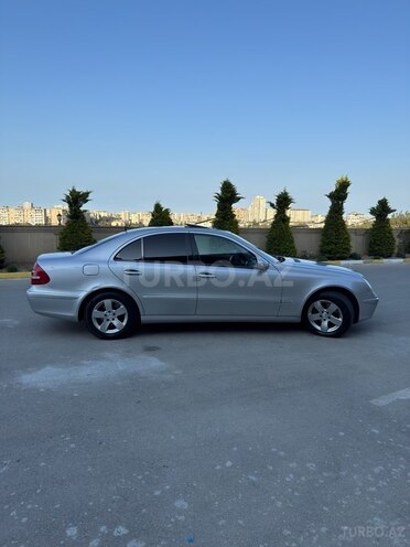 Mercedes E 240 2002, 363,000 km - 2.6 l - Bakı