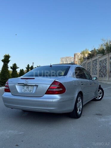 Mercedes E 240 2002, 363,000 km - 2.6 l - Bakı