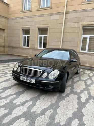 Mercedes E 240 2004, 283,600 km - 2.6 l - Ağcabədi