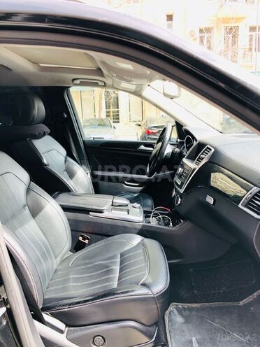 Mercedes GL 350 4MATIC 2015, 390,000 km - 3.0 l - Bakı
