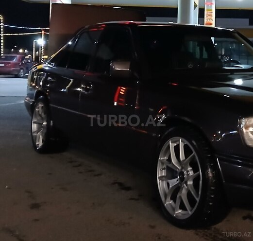Mercedes E 200 1994, 380,000 km - 2.0 l - Bakı