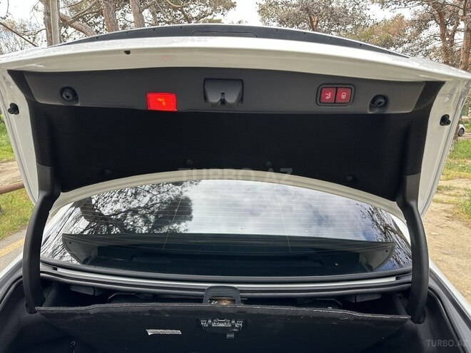 Mercedes E 300 2018, 123,300 km - 2.0 л - Bakı