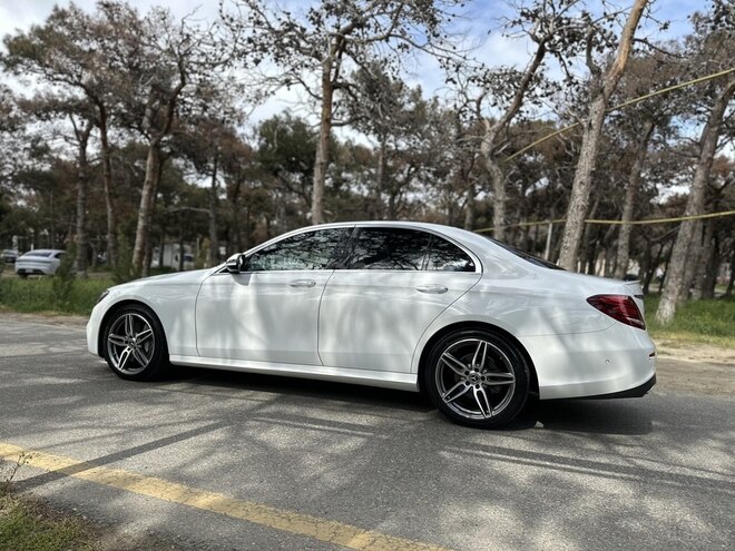 Mercedes E 300 2018, 123,300 km - 2.0 л - Bakı