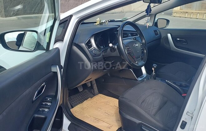 Kia Ceed 2016, 144,500 km - 1.6 l - Bakı