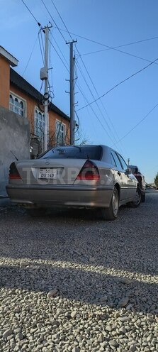 Mercedes C 230 1999, 290,000 km - 2.3 л - Qəbələ