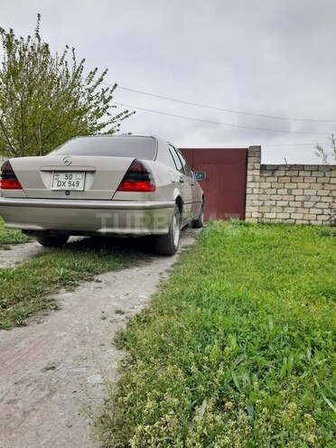 Mercedes C 230 1999, 290,000 km - 2.3 л - Qəbələ