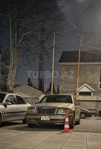 Mercedes C 230 1999, 290,000 km - 2.3 л - Qəbələ