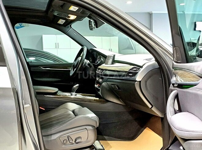 BMW X5-12
