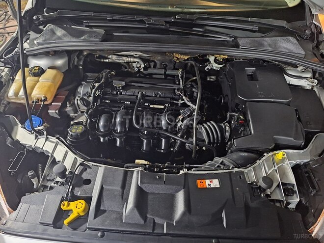 Ford Focus (North America) 2015, 230,000 km - 1.6 l - Bakı