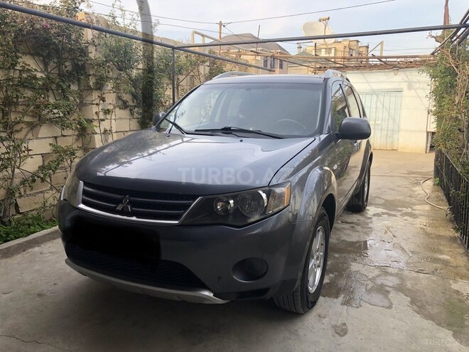 Mitsubishi Outlander 2007, 402,336 km - 3.0 л - Bakı
