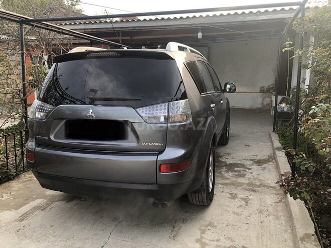 Mitsubishi Outlander 2007, 402,336 km - 3.0 л - Bakı