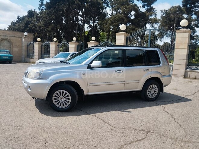 Nissan X-Trail 2004, 271,560 km - 2.2 л - Biləsuvar