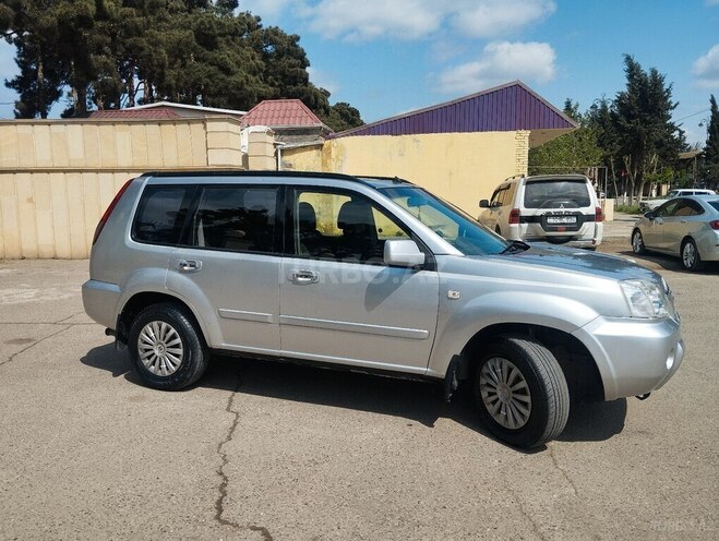 Nissan X-Trail 2004, 271,560 km - 2.2 л - Biləsuvar