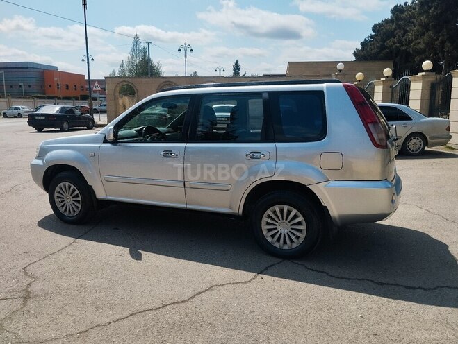 Nissan X-Trail 2004, 271,560 km - 2.2 л - Biləsuvar