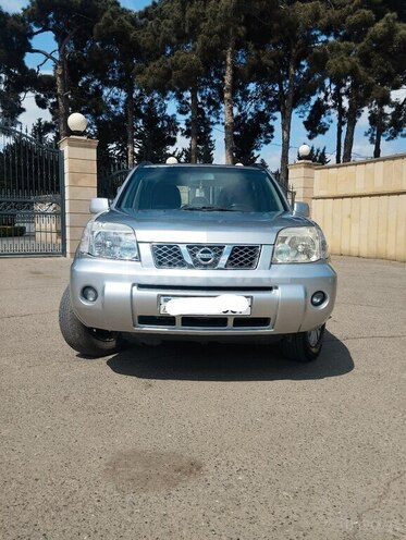 Nissan X-Trail 2004, 271,560 km - 2.2 л - Biləsuvar
