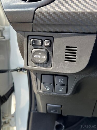 Toyota Corolla Fielder 2019, 127,900 km - 1.5 л - Bakı