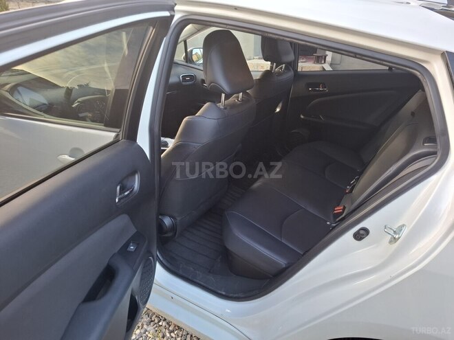 Toyota Prius 2016, 261,470 km - 1.8 l - Bakı
