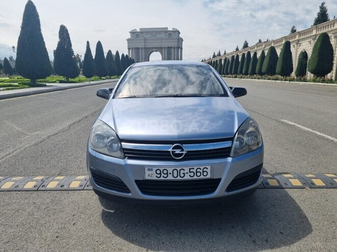 Opel Astra 2006, 300,000 km - 1.4 l - Gəncə