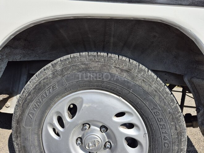 Hyundai H 100 2006, 196,000 km - 2.5 л - Sumqayıt