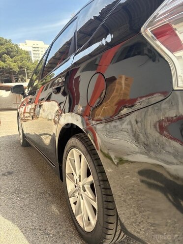 Toyota Prius V 2014, 283,000 km - 1.8 l - Bakı