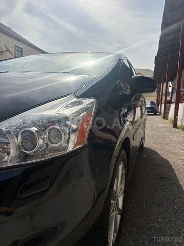 Toyota Prius V 2014, 283,000 km - 1.8 l - Bakı