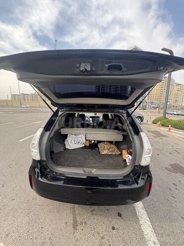 Toyota Prius V 2014, 283,000 km - 1.8 l - Bakı