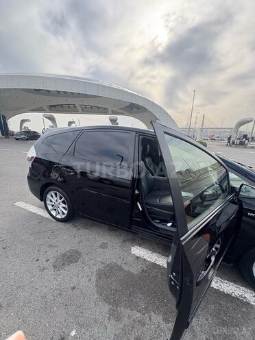Toyota Prius V 2014, 283,000 km - 1.8 l - Bakı