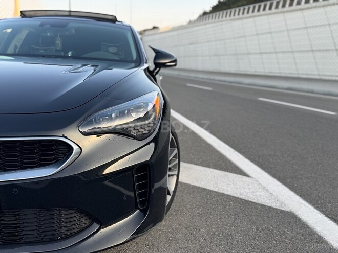 Kia Stinger-2