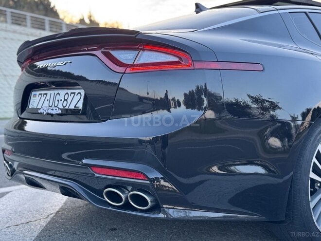 Kia Stinger-12
