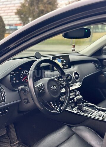 Kia Stinger-17