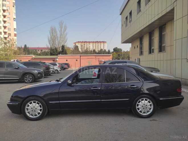 Mercedes E 220 d 2002, 356,000 km - 2.2 л - Sumqayıt