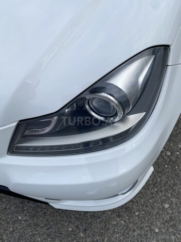 Mercedes C 250 2013, 220,000 km - 1.8 l - Bakı