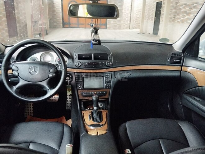 Mercedes E 220 d 2008, 335,600 km - 2.2 л - Biləsuvar