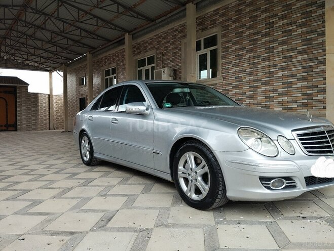 Mercedes E 220 d 2008, 335,600 km - 2.2 л - Biləsuvar